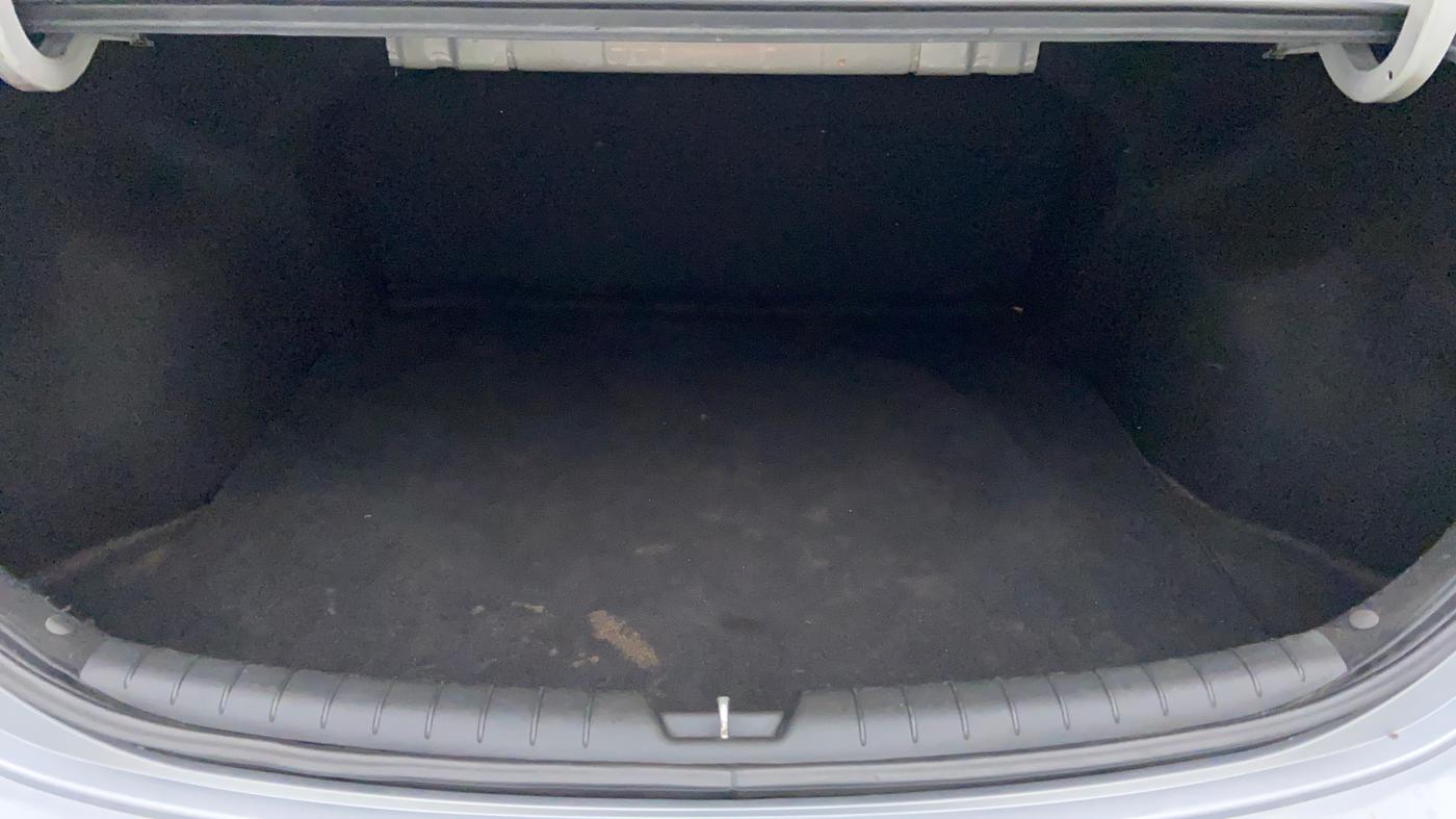 2019 Hyundai Verna 1.6 SX VTVT, Petrol, Manual, 36,614 km, Boot Inside