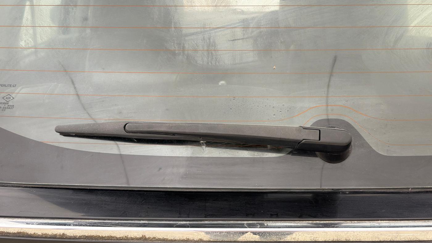 2022 Maruti XL6 ALPHA PLUS MT, Petrol, Manual, 49,601 km, Rear Wiper