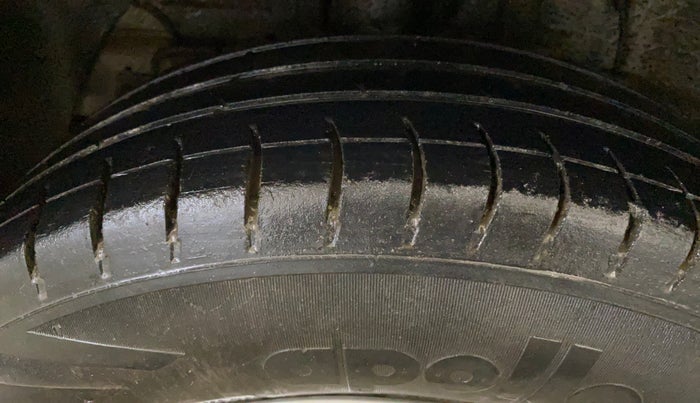 2016 Hyundai Elite i20 SPORTZ 1.2, Petrol, Manual, 80,245 km, Right Rear Tyre Tread