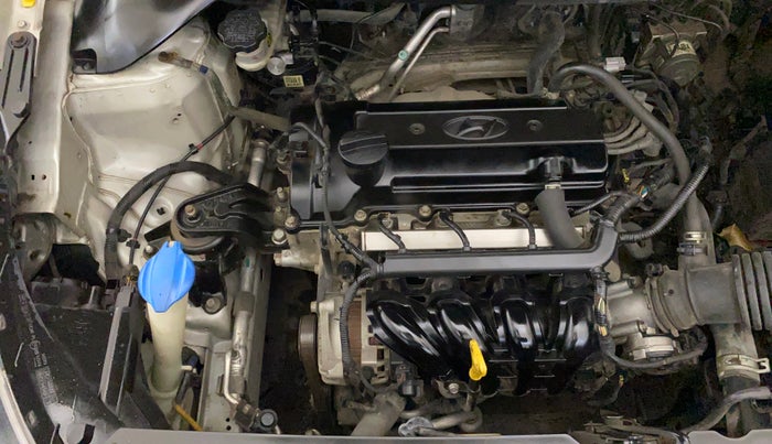 2016 Hyundai Elite i20 SPORTZ 1.2, Petrol, Manual, 80,245 km, Engine View - Right