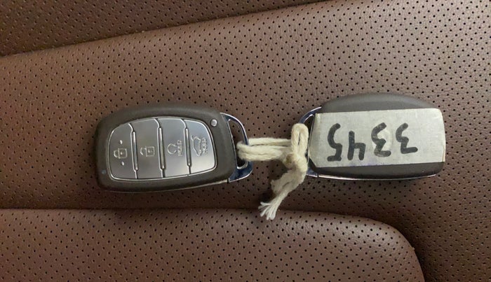 2023 Hyundai ALCAZAR 1.5 SIGNATURE MT 6STR, Diesel, Manual, 15,255 km, Key Close Up