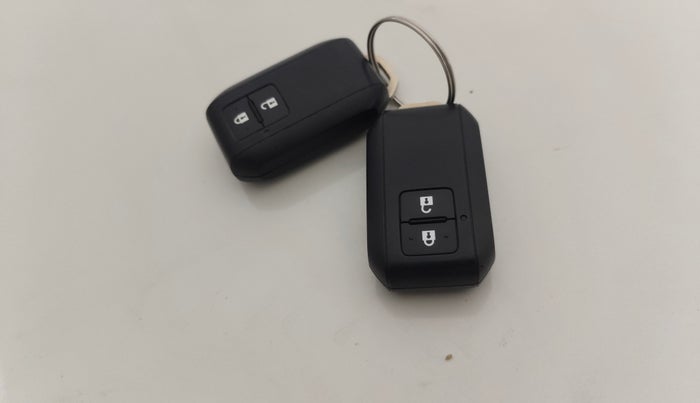 2021 Maruti Ertiga ZXI SHVS, Petrol, Manual, 61,245 km, Key Close Up