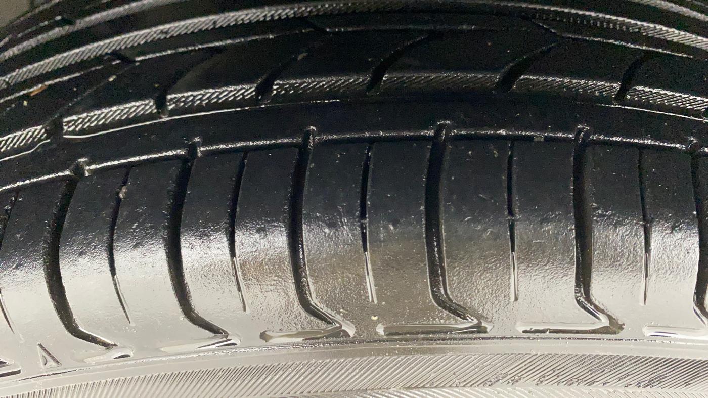 2019 Maruti Ciaz ZETA 1.5 SHVS MT PETROL, Petrol, Manual, 47,102 km, Left Front Tyre Tread
