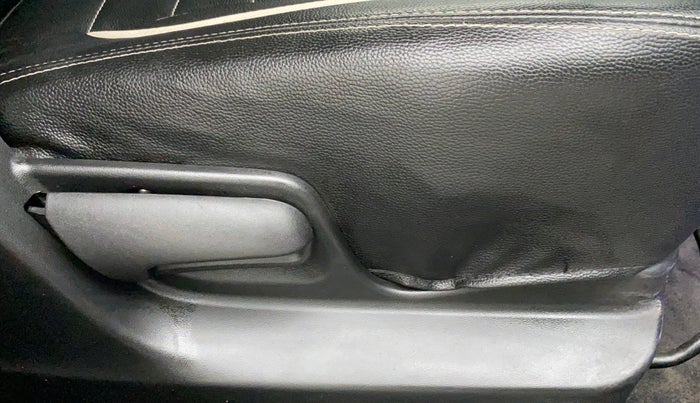 2012 Maruti Swift VXI, Petrol, Manual, 97,310 km, Driver Side Adjustment Panel