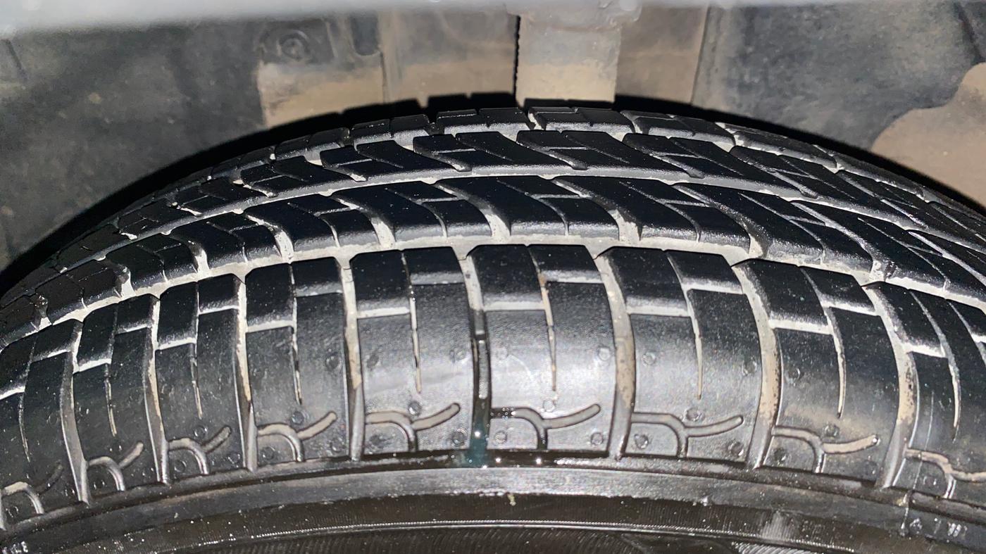 2016 Renault Kwid RXL, Petrol, Manual, 44,103 km, Left Front Tyre Tread