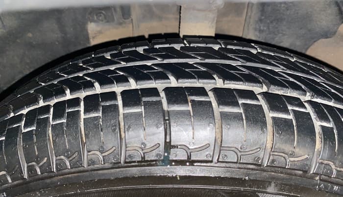 2016 Renault Kwid RXL, Petrol, Manual, 44,103 km, Left Front Tyre Tread