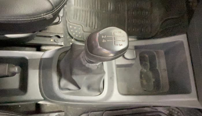 2016 Renault Kwid RXL, Petrol, Manual, 44,103 km, Gear Lever