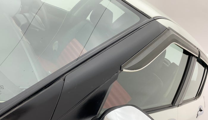 2011 Maruti Swift VXI, Petrol, Manual, 82,574 km, Left A pillar - Pillar damaged/repaired