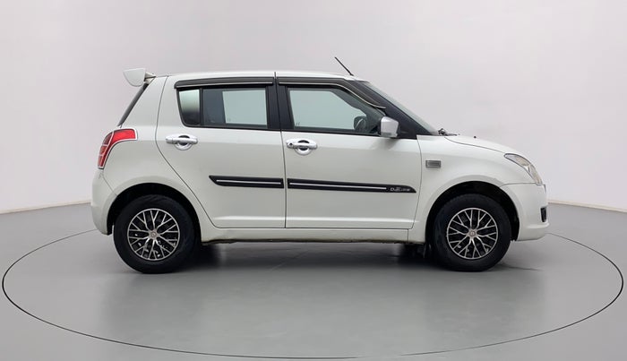 2011 Maruti Swift VXI, Petrol, Manual, 82,574 km, Right Side View