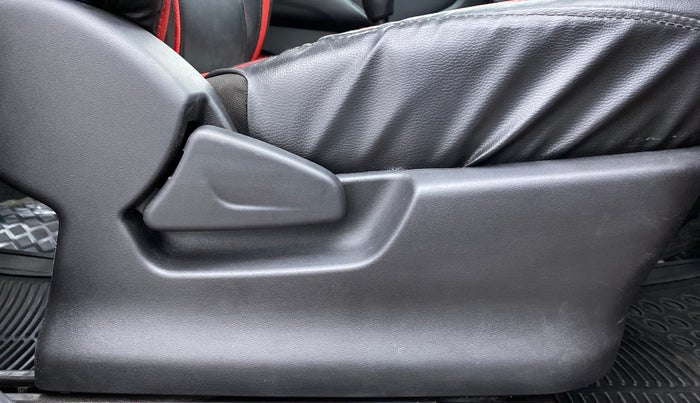 2019 Datsun Redi Go T (O), Petrol, Manual, 8,680 km, Driver Side Adjustment Panel