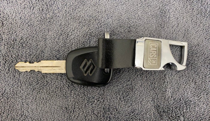 2018 Maruti Alto 800 LXI, CNG, Manual, 59,804 km, Key Close Up