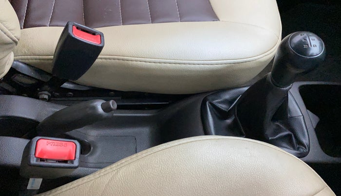 2011 Hyundai Eon ERA, Petrol, Manual, 66,491 km, Gear Lever