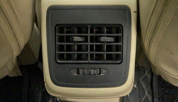 2017 Maruti Dzire VXI, Petrol, Manual, 96,392 km, Rear AC Vents