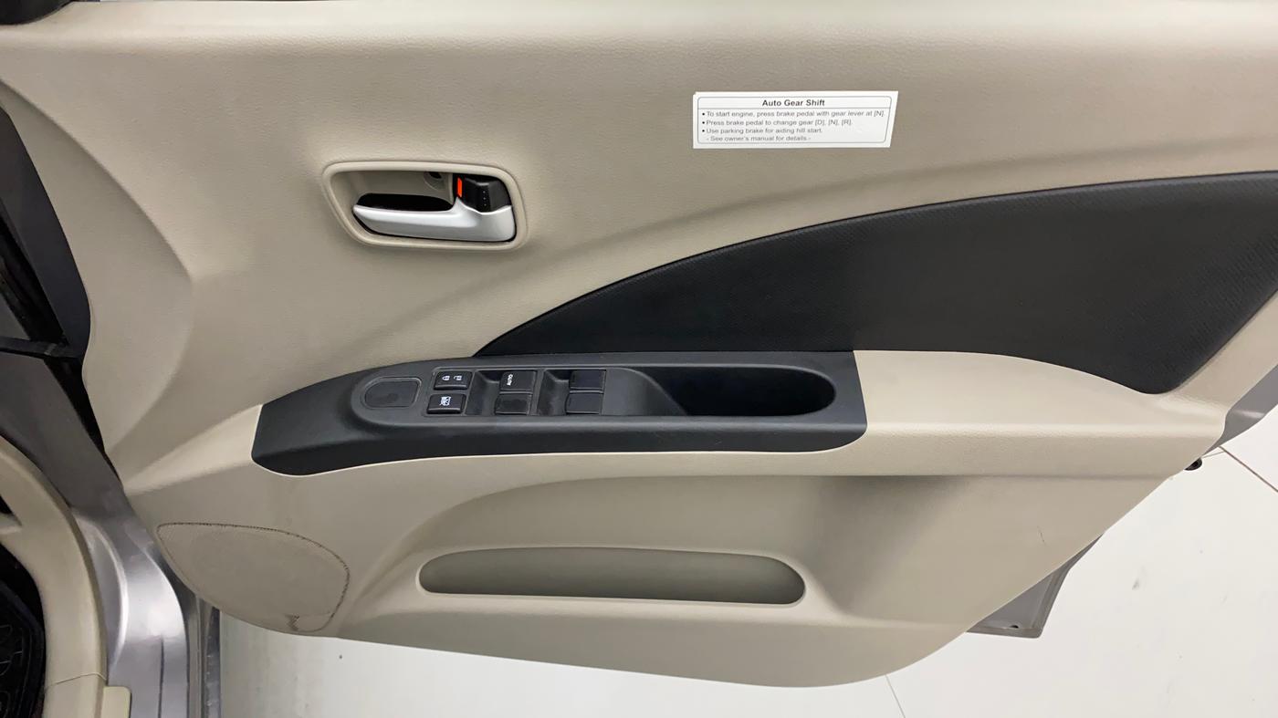 2015 Maruti Celerio VXI AMT, Petrol, Automatic, 29,628 km, Driver Side Door Panels Control