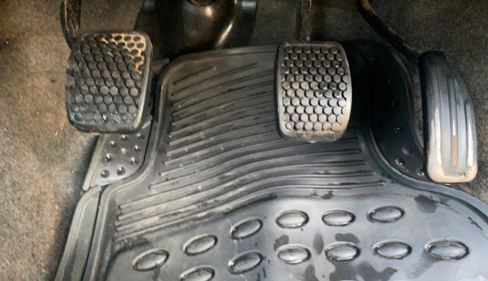 2012 Maruti Alto LXI, Petrol, Manual, 58,486 km, Pedals