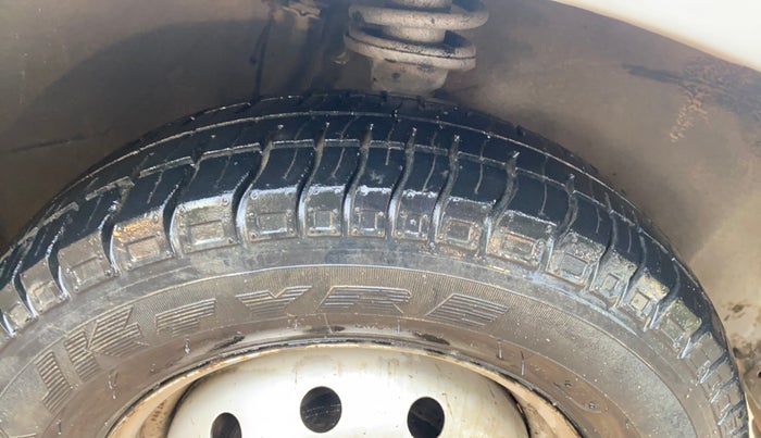 2012 Maruti Alto LXI, Petrol, Manual, 58,486 km, Right Front Tyre Tread