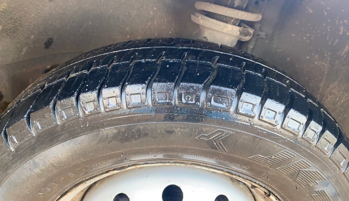 2012 Maruti Alto LXI, Petrol, Manual, 58,486 km, Left Front Tyre Tread