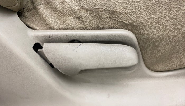 2012 Maruti Ertiga VDI, Diesel, Manual, 1,00,479 km, Driver Side Adjustment Panel