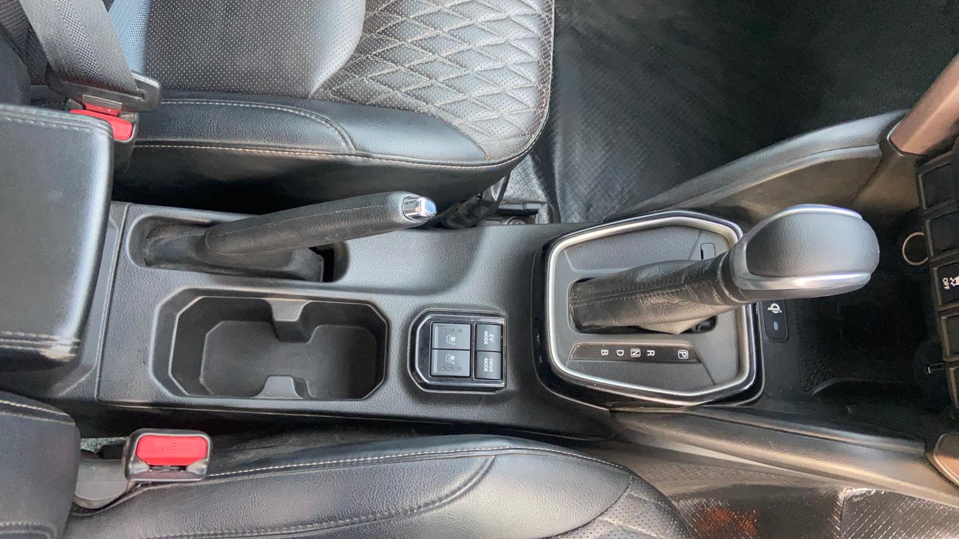 2023 Maruti Grand Vitara ALPHA PLUS HYBRID ECVT, Hybrid, Automatic, 1,15,201 km, Gear Lever