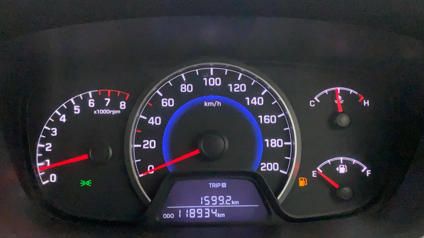 2014 Hyundai Grand i10 MAGNA 1.2 KAPPA VTVT, Petrol, Manual, 1,18,934 km, Odometer Image
