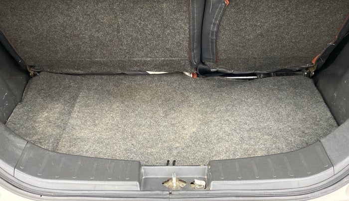 2012 Maruti Wagon R 1.0 VXI, Petrol, Manual, 56,373 km, Boot Inside