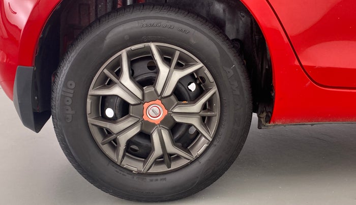 2016 Maruti Swift VXI OPT, Petrol, Manual, 44,695 km, Right Rear Wheel
