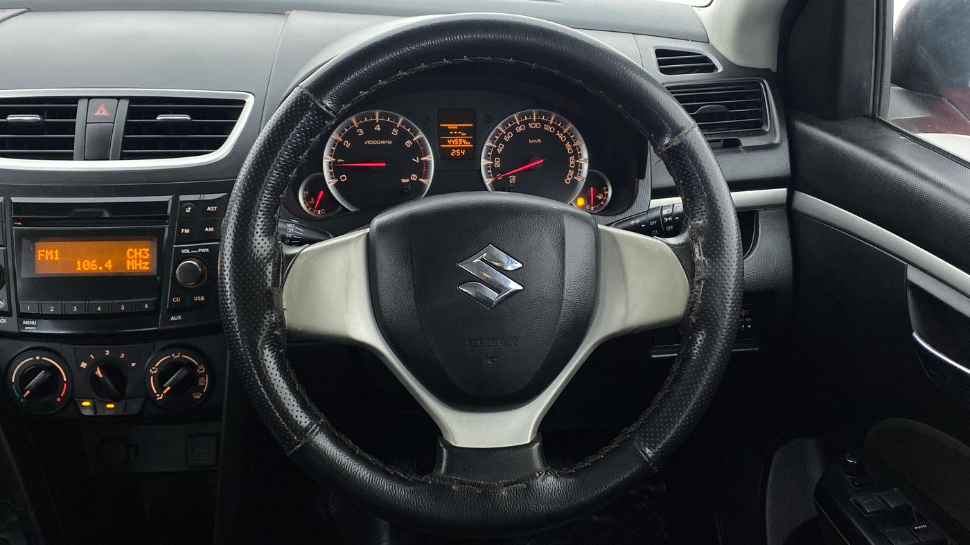 2016 Maruti Swift VXI OPT, Petrol, Manual, 44,695 km, Steering Wheel Close Up