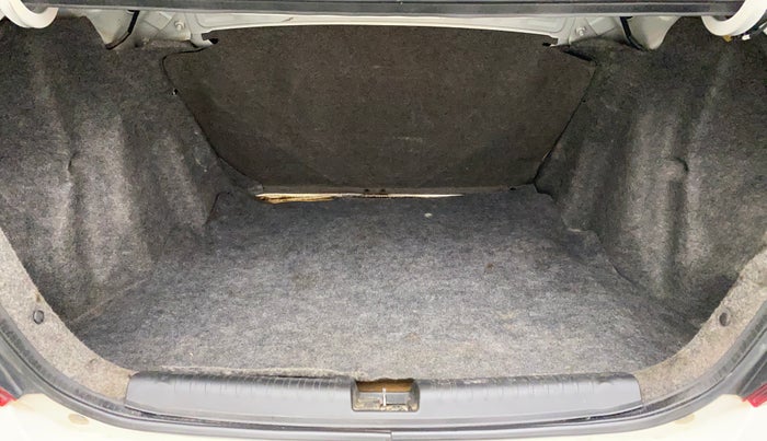 2016 Honda Amaze 1.2L I-VTEC SX, Petrol, Manual, 69,935 km, Boot Inside