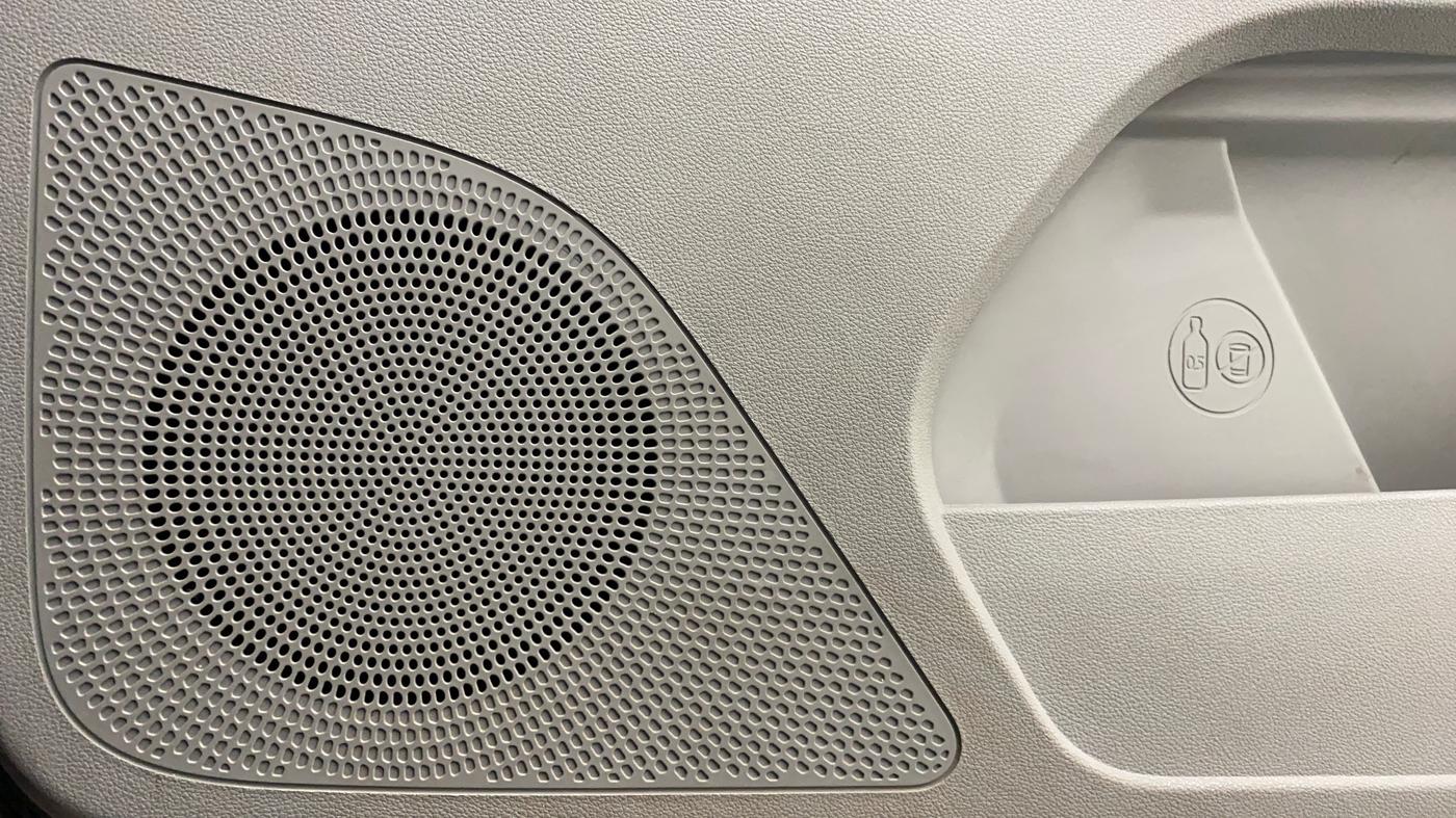 2018 Tata Tiago XZA PETROL, Petrol, Automatic, 28,198 km, Speaker