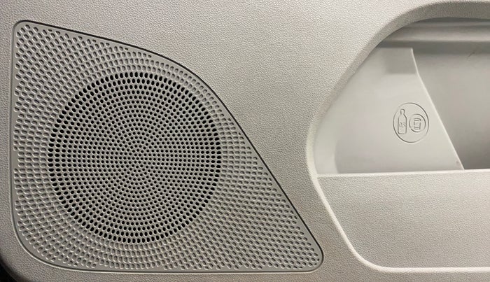 2018 Tata Tiago XZA PETROL, Petrol, Automatic, 28,198 km, Speaker