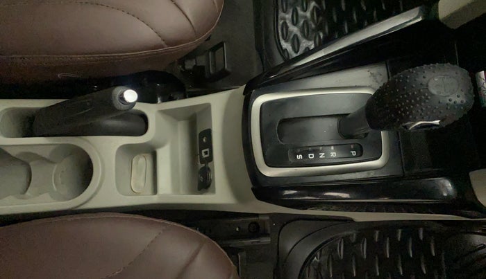 2015 Ford Ecosport TITANIUM 1.5L PETROL AT, Petrol, Automatic, 43,187 km, Gear Lever