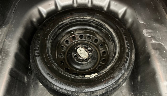 2018 Maruti Ciaz SIGMA 1.4 MT PETROL, Petrol, Manual, 80,412 km, Spare Tyre