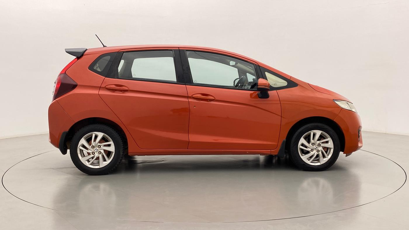 2018 Honda Jazz 1.5 V I DTEC, Diesel, Manual, 62,749 km, Right Side View
