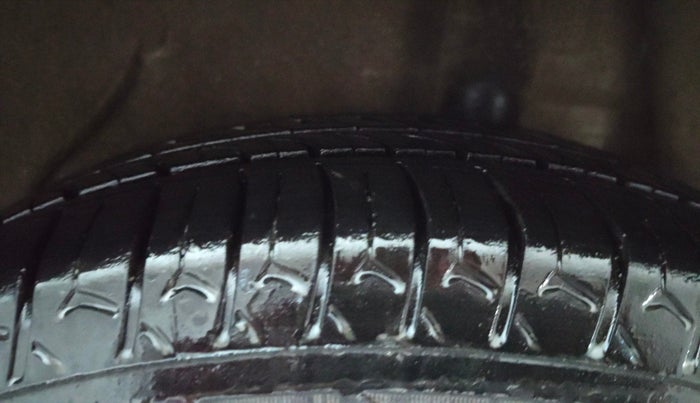 2017 Maruti Celerio ZXI AMT (O), Petrol, Automatic, 1,08,014 km, Left Rear Tyre Tread
