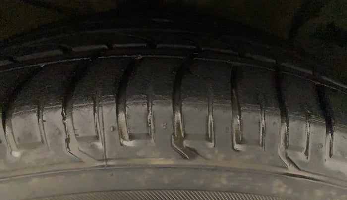 2018 Hyundai Creta SX AT 1.6 PETROL, Petrol, Automatic, 19,889 km, Right Front Tyre Tread