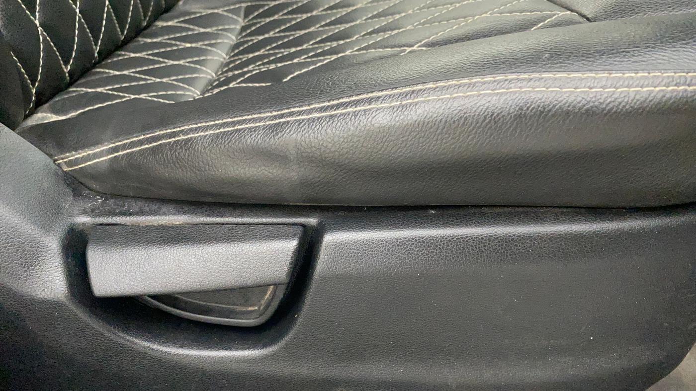 2019 Hyundai NEW SANTRO SPORTZ MT, Petrol, Manual, 61,974 km, Driver Side Adjustment Panel