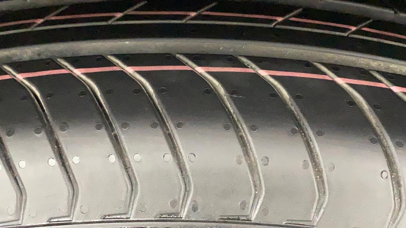 2022 Nissan Kicks XV 1.5, Petrol, Manual, 53,470 km, Left Front Tyre Tread