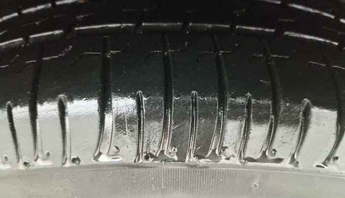 2017 Hyundai Creta SX PLUS 1.6 PETROL, Petrol, Manual, 77,726 km, Left Rear Tyre Tread