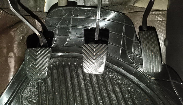 2017 Hyundai Creta SX PLUS 1.6 PETROL, Petrol, Manual, 77,726 km, Pedals