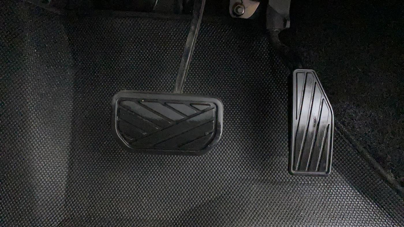 2023 Maruti New Wagon-R VXI 1.0 AMT, Petrol, Automatic, 12,666 km, Pedals