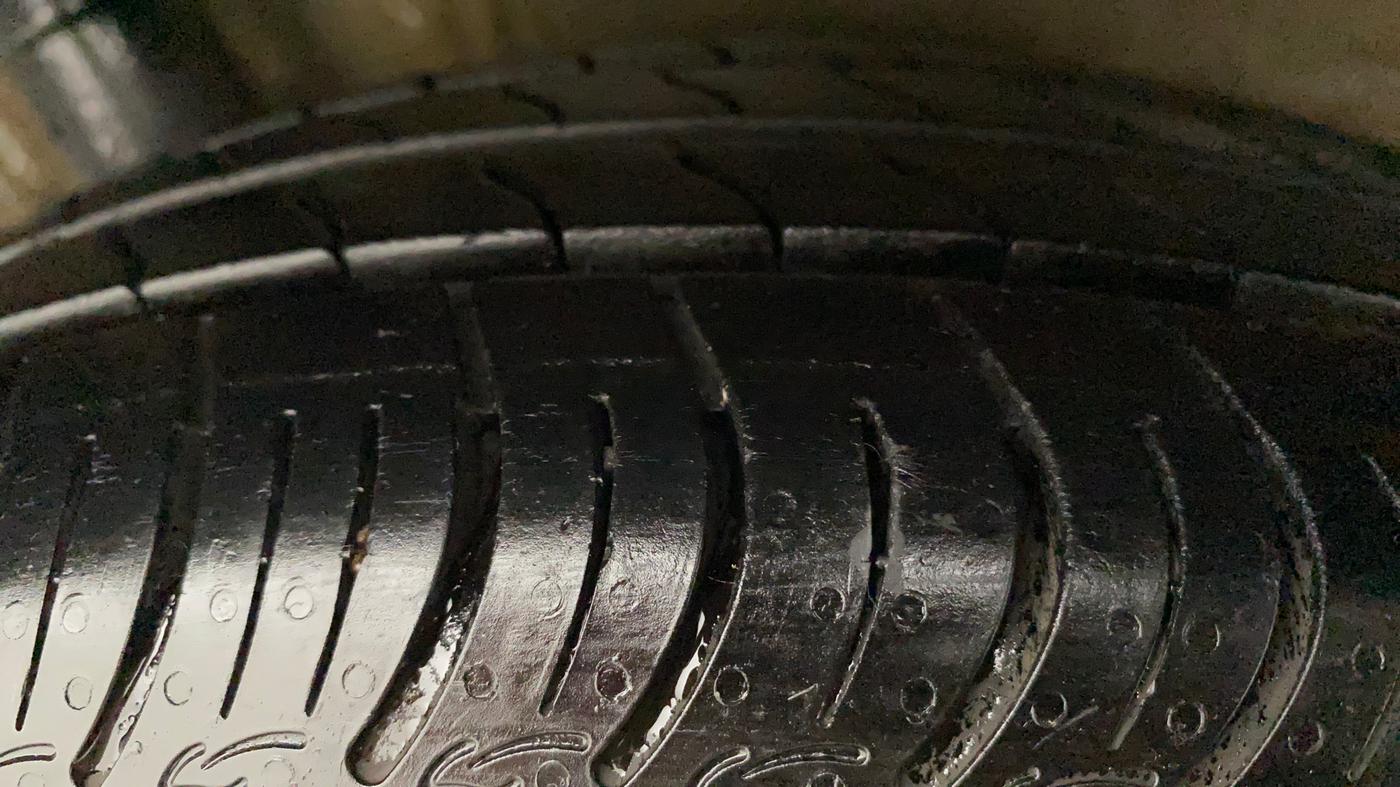 2023 Maruti New Wagon-R VXI 1.0 AMT, Petrol, Automatic, 12,666 km, Right Rear Tyre Tread