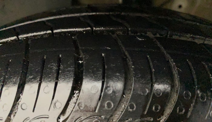 2023 Maruti New Wagon-R VXI 1.0 AMT, Petrol, Automatic, 12,666 km, Left Front Tyre Tread