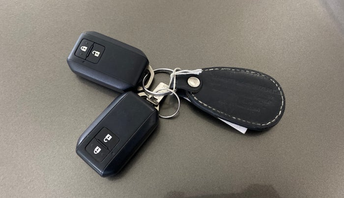 2019 Maruti Swift ZXI, Petrol, Manual, 55,978 km, Key Close Up