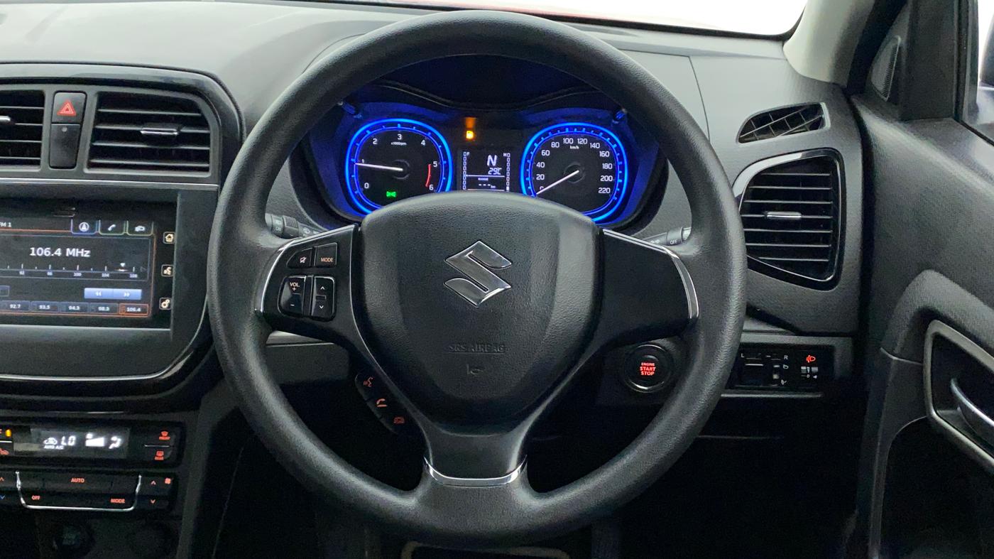 2018 Maruti Vitara Brezza ZDI PLUS AMT, Diesel, Automatic, 57,334 km, Steering Wheel Close Up