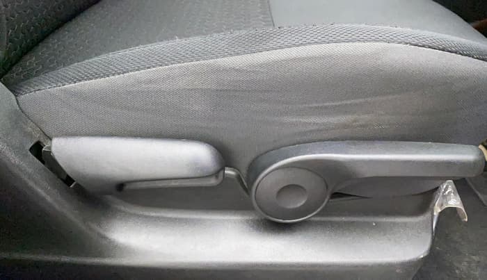 2018 Maruti Vitara Brezza ZDI PLUS AMT, Diesel, Automatic, 57,334 km, Driver Side Adjustment Panel
