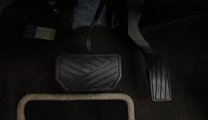 2018 Maruti Vitara Brezza ZDI PLUS AMT, Diesel, Automatic, 57,334 km, Pedals