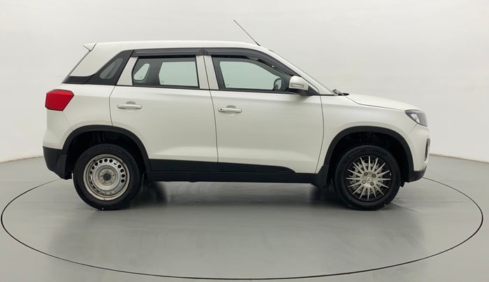 2021 Maruti Vitara Brezza LXI, Petrol, Manual, 40,228 km, Right Side View