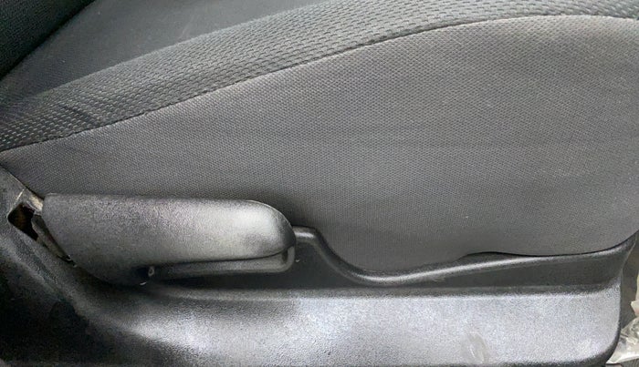 2021 Maruti Vitara Brezza LXI, Petrol, Manual, 40,228 km, Driver Side Adjustment Panel