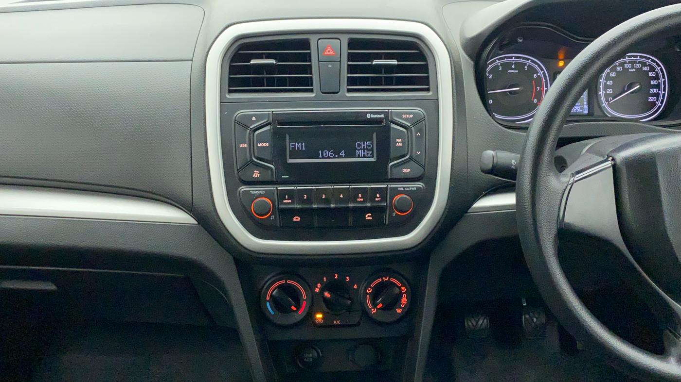 2021 Maruti Vitara Brezza LXI, Petrol, Manual, 40,228 km, Air Conditioner