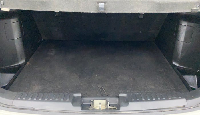 2021 Maruti Vitara Brezza LXI, Petrol, Manual, 40,228 km, Boot Inside